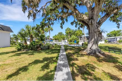 105 47th Avenue Drive W #376, Bradenton, FL 34207 - Photo 25