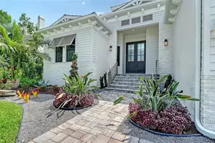 1519 Harbor Dr, Sarasota, FL 34239 - Photo 11
