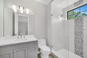 1519 Harbor Dr, Sarasota, FL 34239 - Photo 69