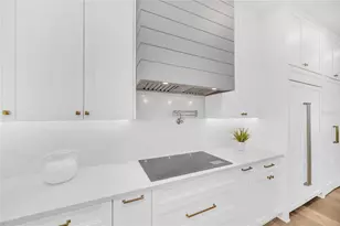1519 Harbor Dr, Sarasota, FL 34239 - Photo 27