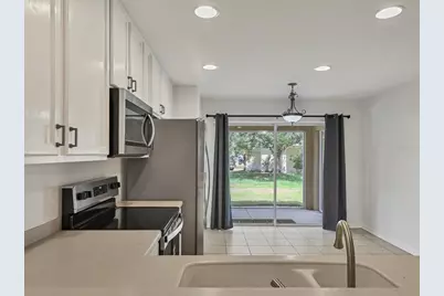 6258 Blue Runner Court, Lakewood Ranch, FL 34202 - Photo 11
