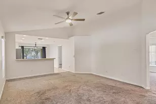 6258 Blue Runner Ct, Lakewood Ranch, FL 34202 - Photo 5