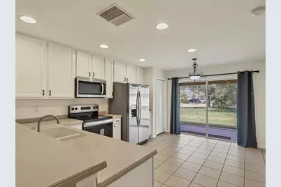 6258 Blue Runner Court, Lakewood Ranch, FL 34202 - Photo 9