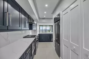 2020 Harbourside Dr, Longboat Key, FL 34228 - Photo 25