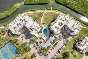 2020 Harbourside Dr, Longboat Key, FL 34228 - Photo 3