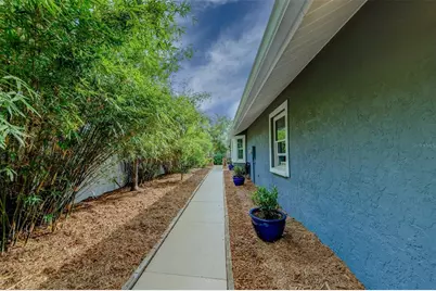 2690 Temple Street, Sarasota, FL 34239 - Photo 57