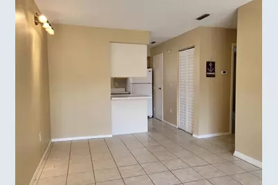 2721 Hidden Lake Boulevard #C, Sarasota, FL 34237 - Photo 7