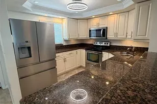 9393 Midnight Pass Rd, Sarasota, FL 34242 - Photo 7
