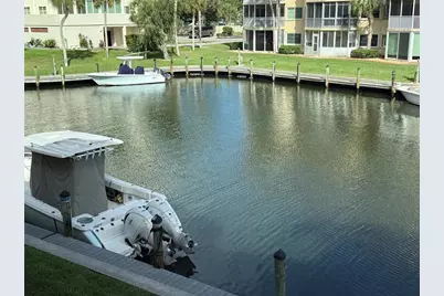 1250 N Portofino Drive #202, Sarasota, FL 34242 - Photo 3