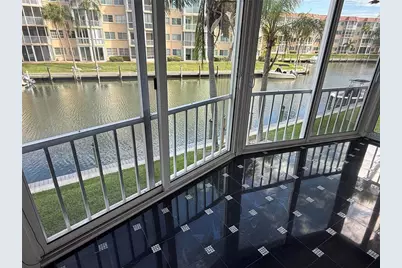 1250 N Portofino Drive #202, Sarasota, FL 34242 - Photo 3
