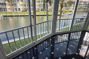 1250 N Portofino Dr, Sarasota, FL 34242 - Photo 3