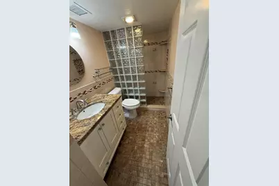 1250 N Portofino Drive #202, Sarasota, FL 34242 - Photo 23