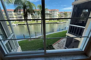 1250 N Portofino Dr, Sarasota, FL 34242 - Photo 11
