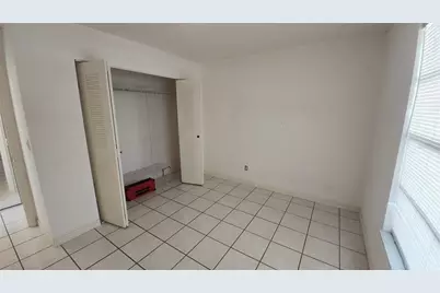 4007 78th Street W, Bradenton, FL 34209 - Photo 13