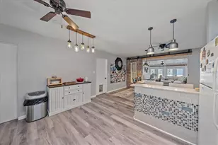 3281 8th St, Sarasota, FL 34237 - Photo 11