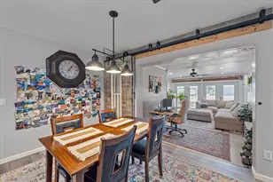 3281 8th St, Sarasota, FL 34237 - Photo 13