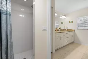 4244 Central Sarasota Pkwy, Sarasota, FL 34238 - Photo 27