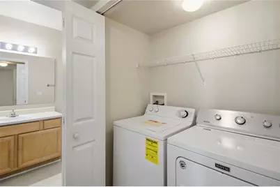 1015 Villagio Circle #201, Sarasota, FL 34237 - Photo 27