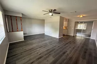 364 Briarwood Rd, Venice, FL 34293 - Photo 3