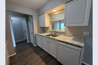 364 Briarwood Road, Venice, FL 34293 - Photo 7