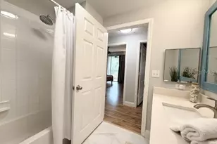5701 Bentgrass Dr, Sarasota, FL 34235 - Photo 29