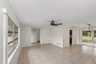 2508 Cardwell Way, Sarasota, FL 34231 - Photo 7