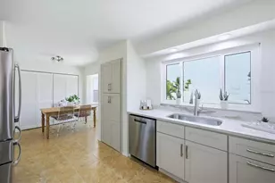 797 Benjamin Franklin Dr, Sarasota, FL 34236 - Photo 21