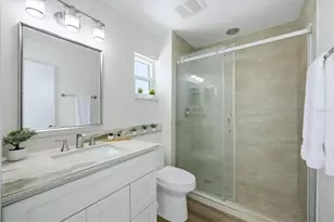 797 Benjamin Franklin Dr, Sarasota, FL 34236 - Photo 35