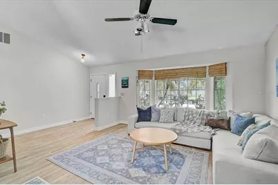 5737 Forester Lake Drive, Sarasota, FL 34243 - Photo 13