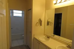 5691 Bentgrass Dr, Sarasota, FL 34235 - Photo 13