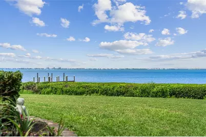 8152 Longbay Boulevard, Sarasota, FL 34243 - Photo 93