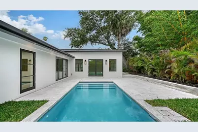 1041 Indian Beach Drive, Sarasota, FL 34234 - Photo 25