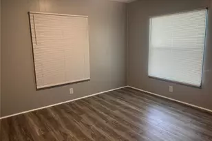 808 53rd Ave E, Bradenton, FL 34203 - Photo 5