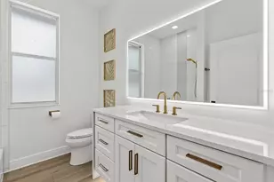 6212 Aventura Dr, Sarasota, FL 34241 - Photo 33