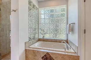 1367 Thornapple Dr, Osprey, FL 34229 - Photo 31