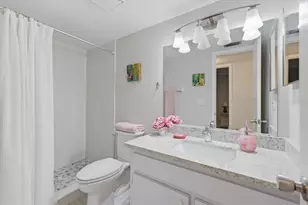 1604 Stickney Point Rd, Sarasota, FL 34231 - Photo 15