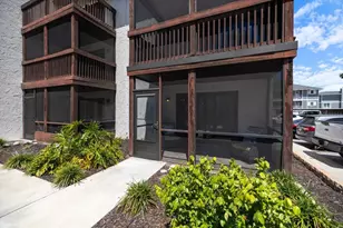 1604 Stickney Point Rd, Sarasota, FL 34231 - Photo 19