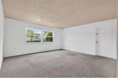 5800 Hollywood Boulevard #112, Sarasota, FL 34231 - Photo 7
