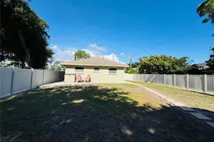 998 Ponder Ave, Sarasota, FL 34232 - Photo 21