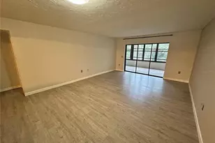 283 Sherwood Dr, Bradenton, FL 34210 - Photo 3