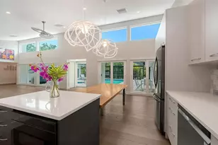 1428 Pine Bay Dr, Sarasota, FL 34231 - Photo 17