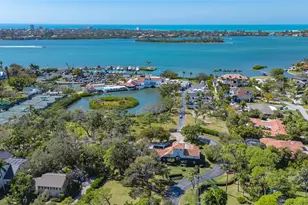 1428 Pine Bay Dr, Sarasota, FL 34231 - Photo 55