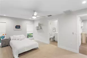 1428 Pine Bay Dr, Sarasota, FL 34231 - Photo 33