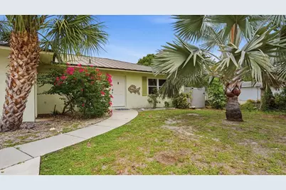 6233 Rockefeller Avenue, Sarasota, FL 34231 - Photo 3