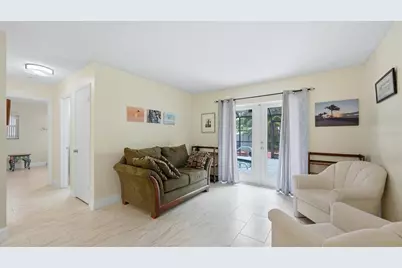 6233 Rockefeller Avenue, Sarasota, FL 34231 - Photo 11