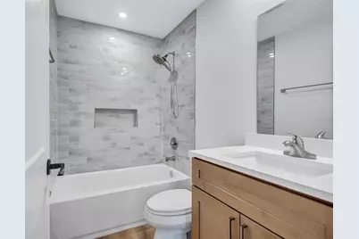 2647 Sydelle Street, Sarasota, FL 34237 - Photo 33