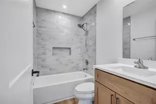 2647 Sydelle St, Sarasota, FL 34237 - Photo 33