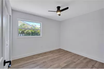 2647 Sydelle Street, Sarasota, FL 34237 - Photo 31