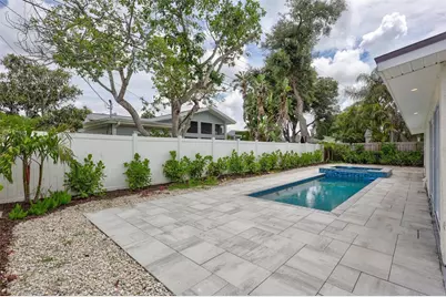 2647 Sydelle Street, Sarasota, FL 34237 - Photo 41
