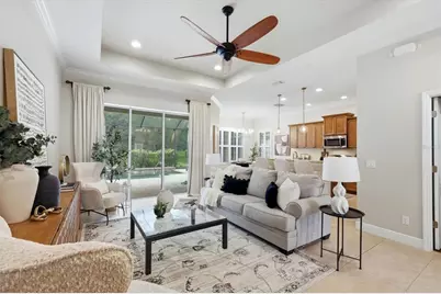 12154 Thornhill Court, Bradenton, FL 34202 - Photo 9